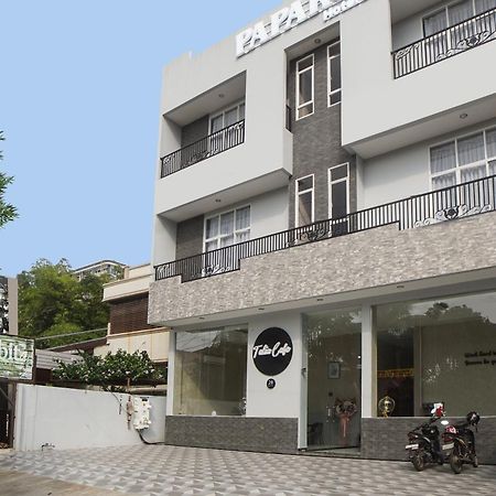 Super Oyo Capital O 92066 Papakoel Hotel & Cafe เมดาน ภายนอก รูปภาพ